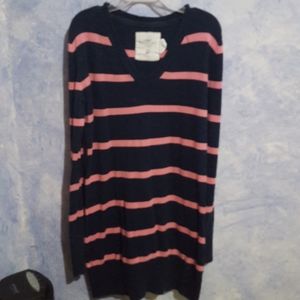 (3 FOR $20) Kids long shirt/light sweater